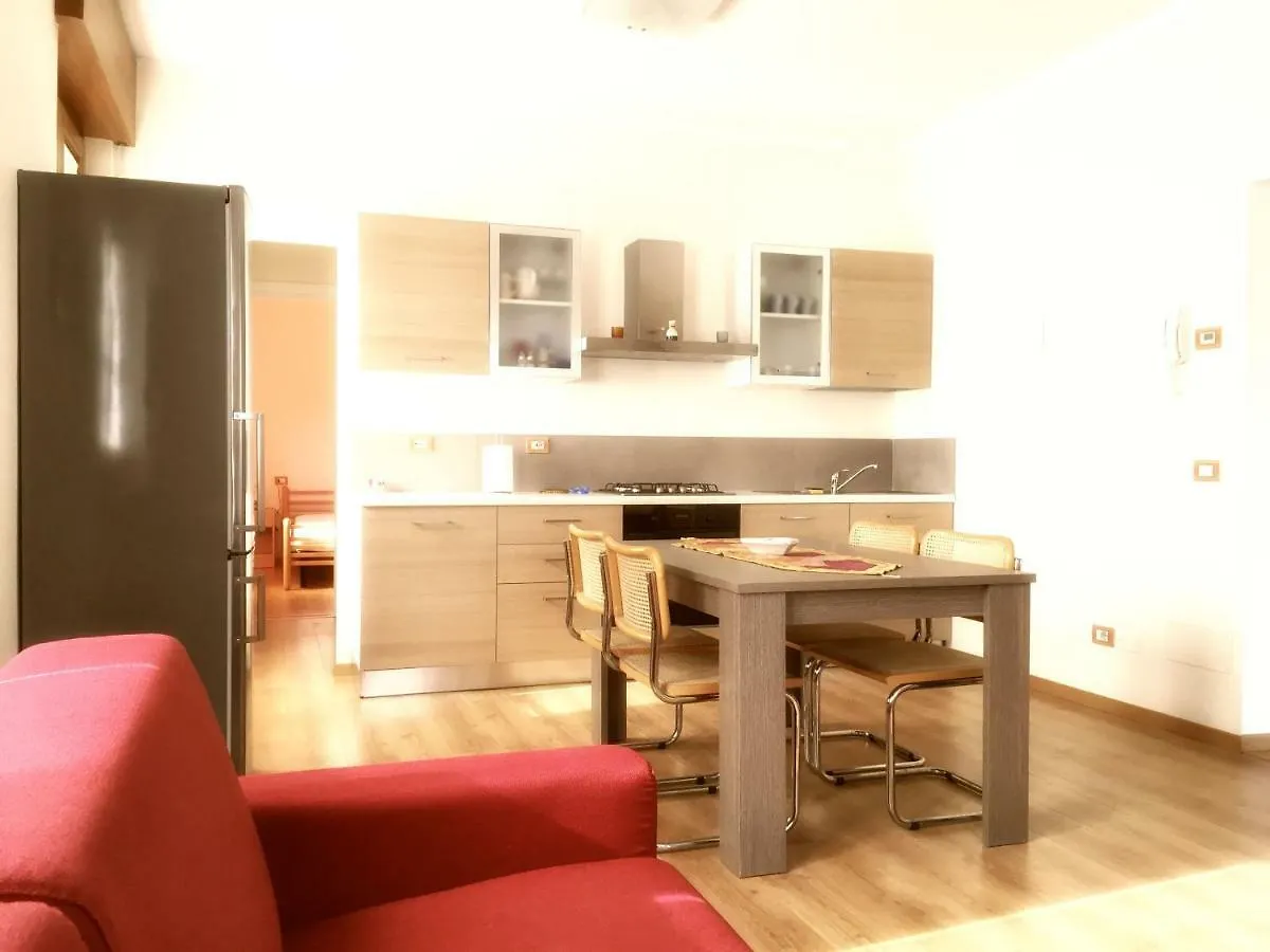 Residenza Bouganville 토리델베나코 0*,